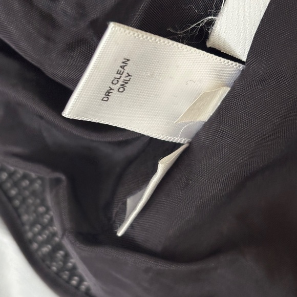 Classic Ann Taylor Black Women's Blazer - Picture 5 of 6